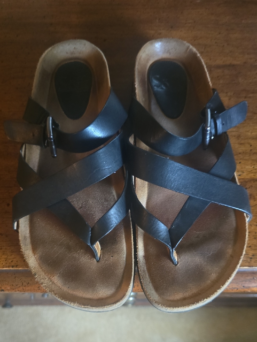 Sofft Black Leather Crisscross Toe-Post Sandals